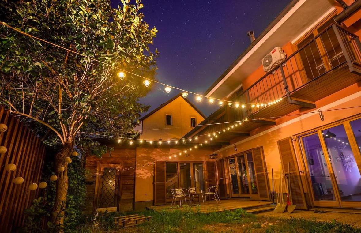 Buzahouse Hostel ลูบลิยานา ภายนอก รูปภาพ